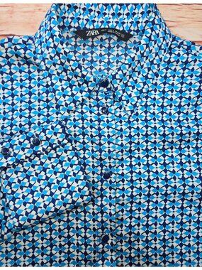 Zara Blue & White Geometric Print Button-Up Shirt Small